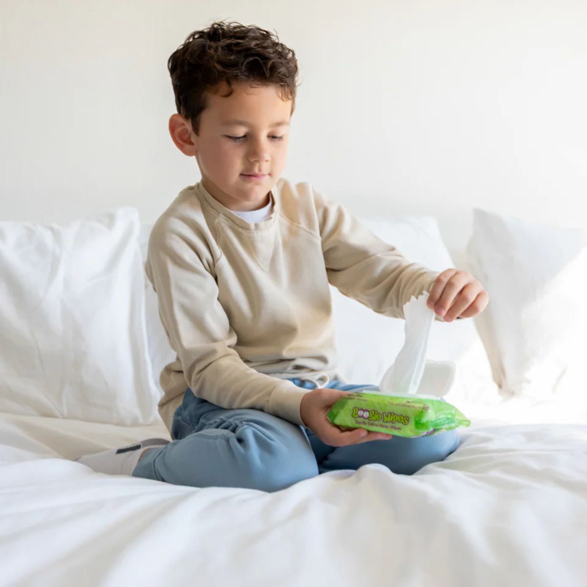 Lenços Umedecidos com Soro Fisiológico para Nariz do Bebê Boogie Wipes Eucalipto 30 Unidades - Multi Purpose Cleaning